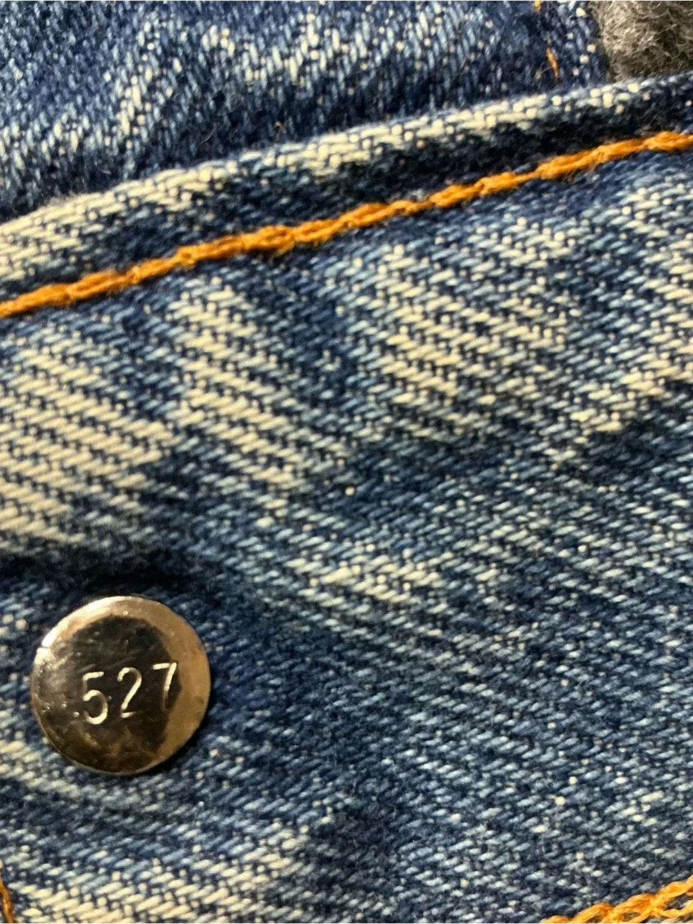 Vintage Levi’s blanket lined 80/90s medium wash trucker jacket USA made M/L